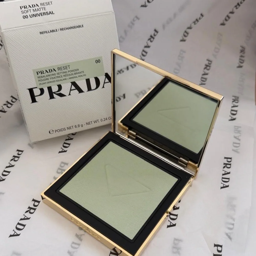 PRADA - Picture 2 of 2